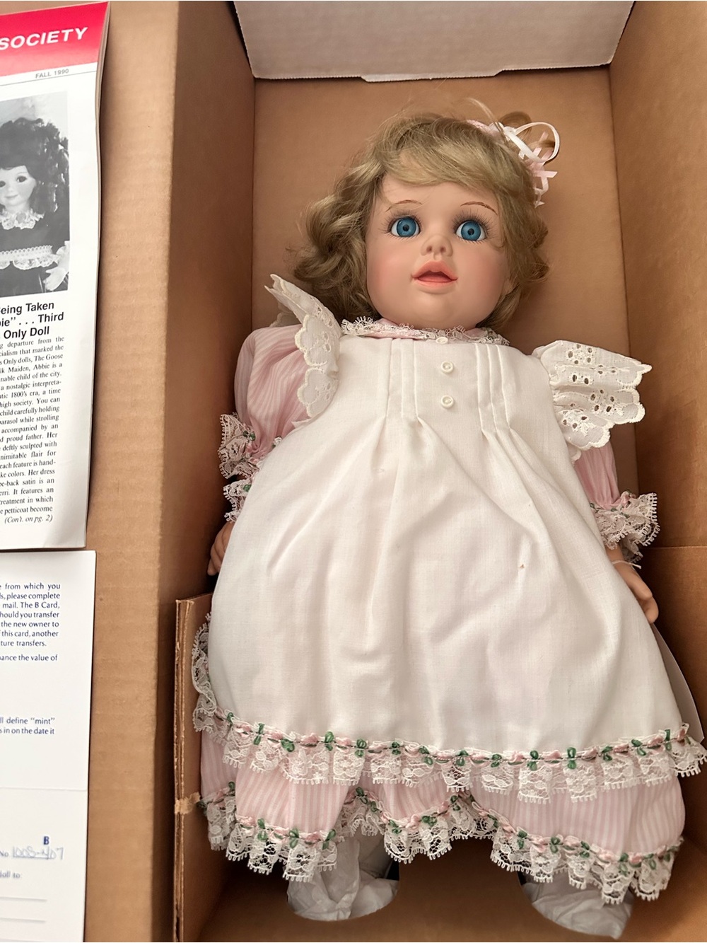No.92 Jerri Dolls “Shannon” 21 Collectible Doll Item #1005 with Box + Documents
